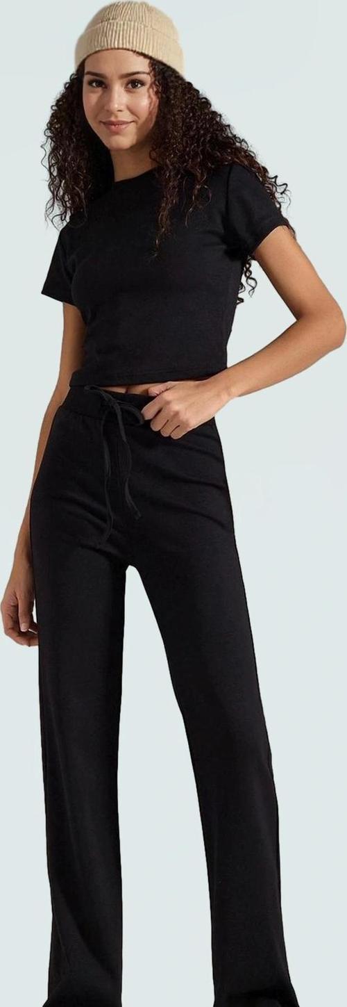 Kadın Bisiklet Yaka Kısa Kollu Pamuklu Polyester Esnek Takım Günlük Kullanım İçin Dayanıklı Malzeme