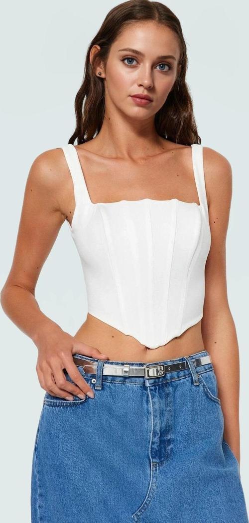 Dokuma Polyester Korse Bluz Fitted Kalıp Kolsuz Crop Şık Görünüm Seçkin Malzeme Konforlu Kesim