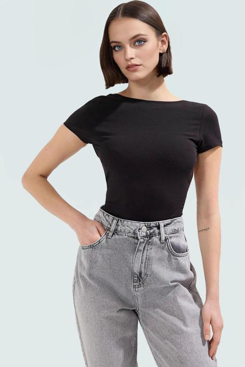Şık Crop Bluz Nefes Alan Örme Kumaş Sırt Dekolteli Fitted Kalıp Günlük Kullanım İçin
