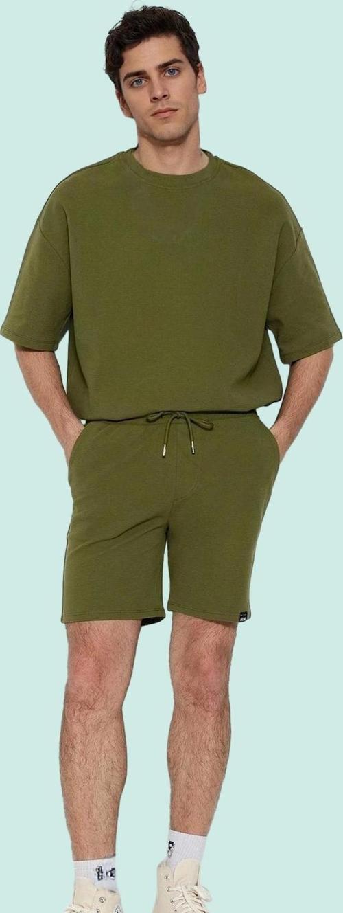 Erkek Pamuklu Şort Normal Bel Boru Paça Rahat Kesim Günlük Kullanım Yaz Aylarının Vazgeçilmezi