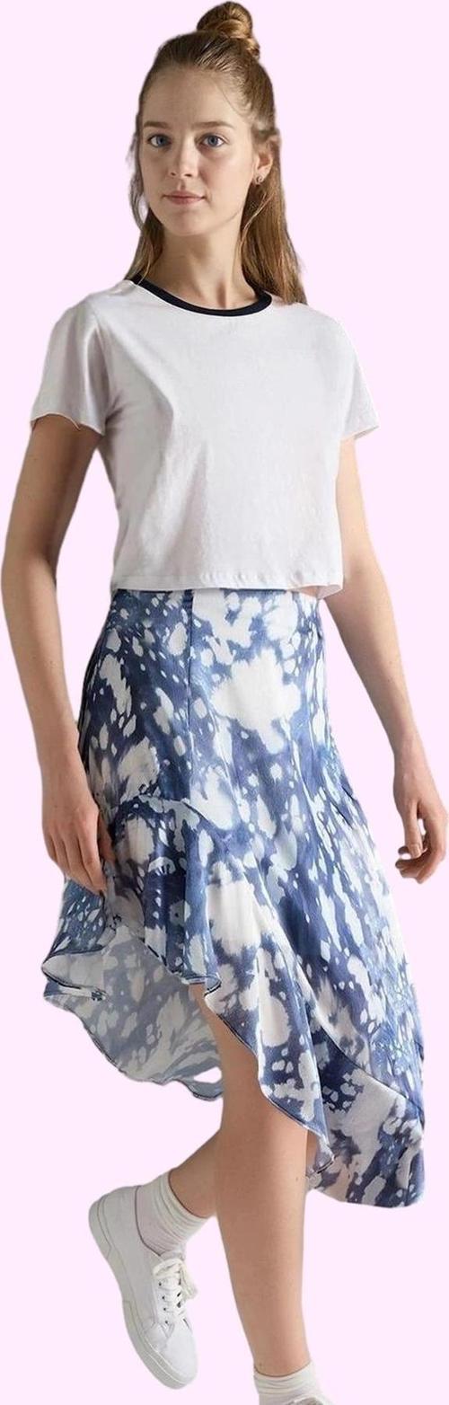 Kadın Desenli Fırfırlı Asimetrik Etek Rahat Kesim Günlük Kombinler İçin Yaz Aylarının Vazgeçilmezi