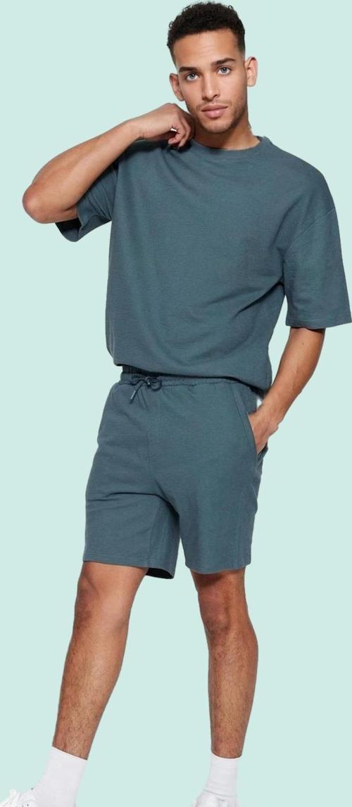 Erkek Kısa Boy Pamuklu Geniş Paça Şort Rahatlık ve Stil Günlük Kullanım Yaz Aylarının Vazgeçilmezi