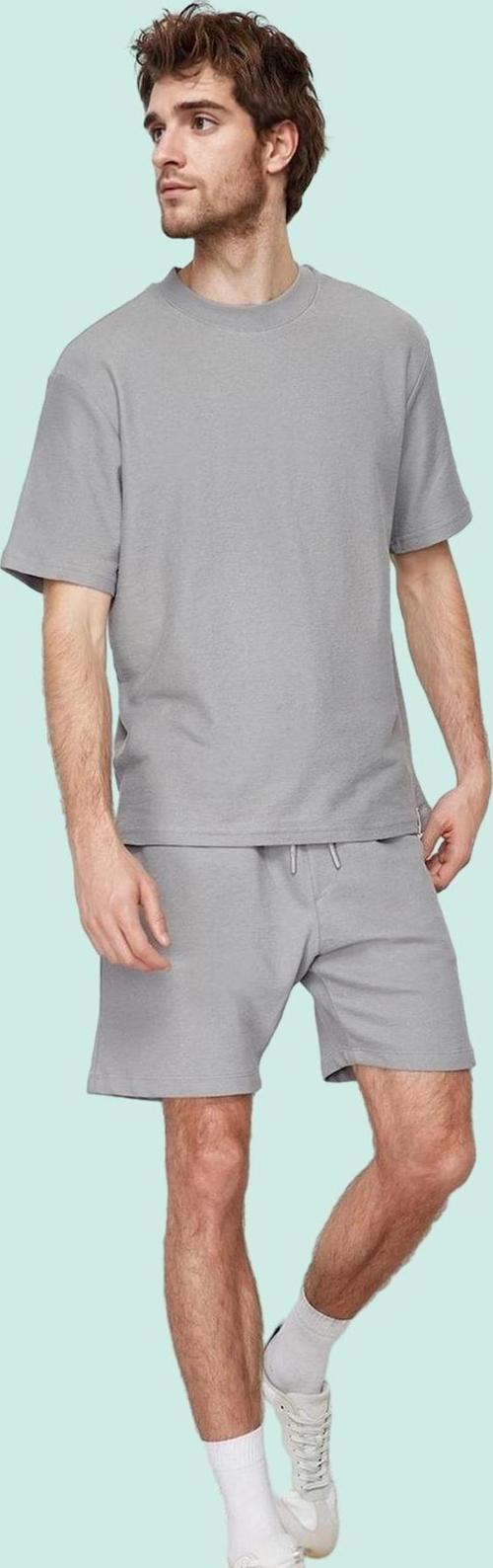 Erkek Kısa Boy Pamuklu Geniş Paça Şort Rahatlık ve Stil Günlük Kullanım Yaz Aylarının Vazgeçilmezi