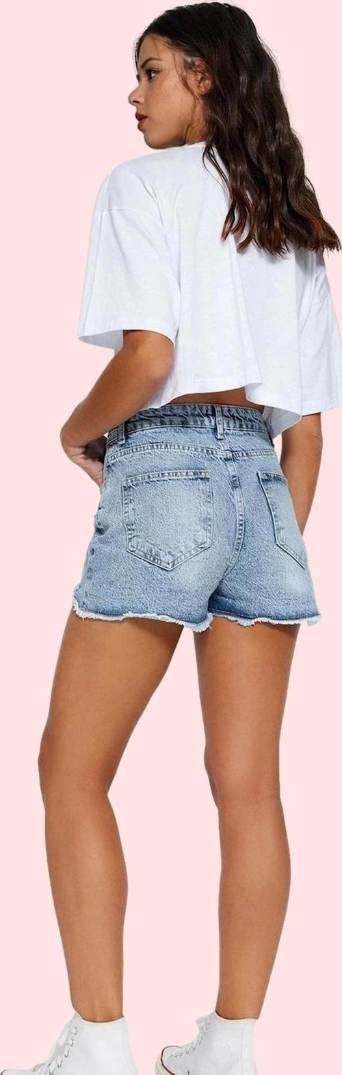 Kadın Pamuk Denim Şort Yırtık Detaylı Rahat Günlük Kullanım Hafta Sonu Yaz Aylarının Vazgeçilmezi