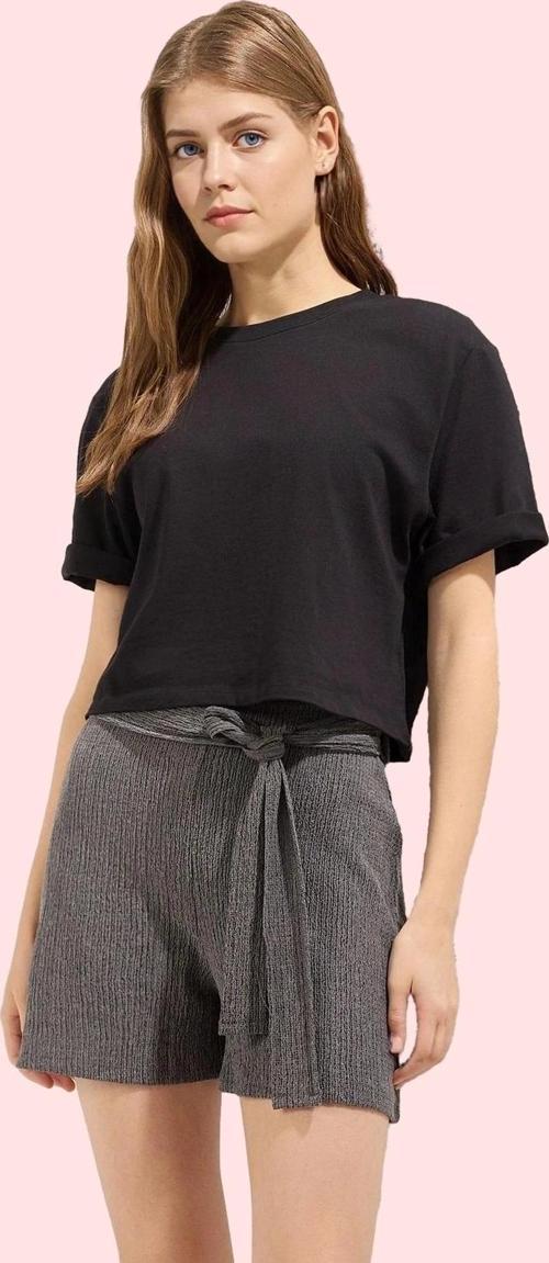 Kadın Bürümcük Dokuma Kısa Şort Bağlama Detaylı Rahat Günlük Yaz Hafta Sonu Modern Tasarım