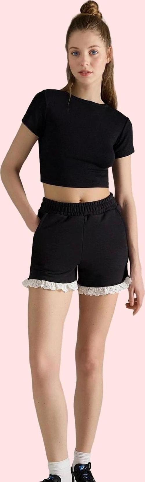 Kadın Şort Yüksek Bel Boru Paça Kısa Boy 2 İplik Penye Dokuma Günlük Kullanım Modern Tasarım