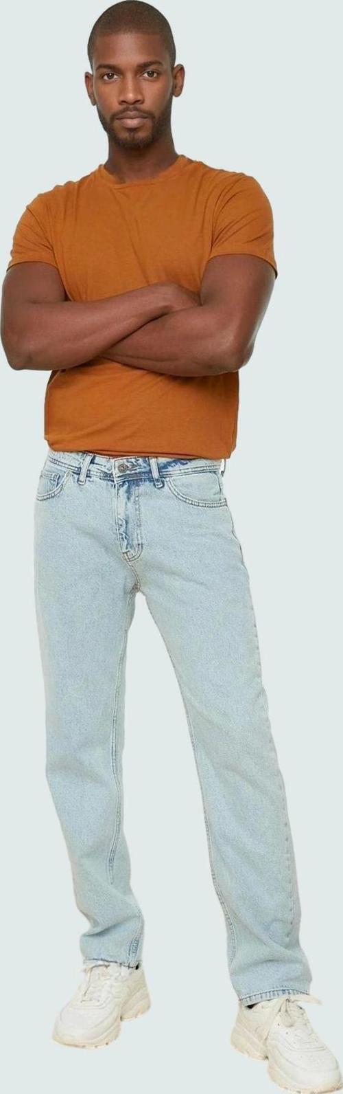 Erkek Pamuk Denim Pantolon Regular Fit Boru Paça Günlük Ve Rahat Yaz Aylarının Vazgeçilmezi