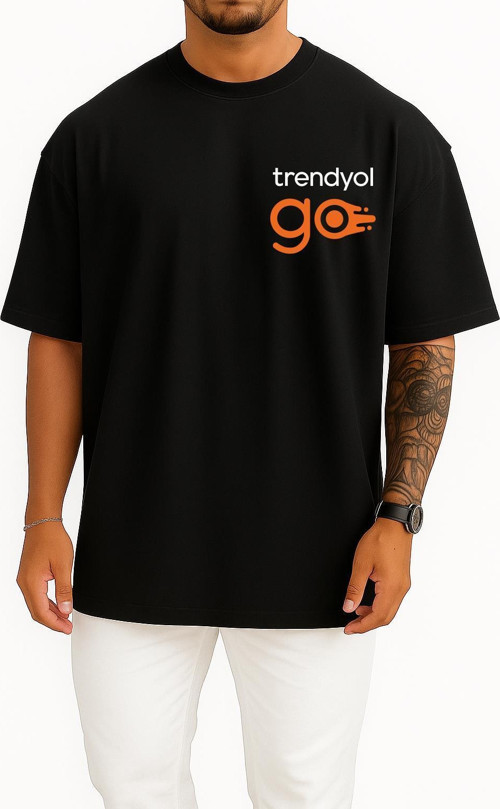 Oversize Kurye GO Özel Cep Tasarımlı Unisex T-Shirt