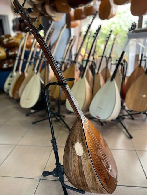 Amerikan Ceviz Tekne Kısa Sap Bağlama (soft kılıf, yedek Tel ve mızrap hediye)