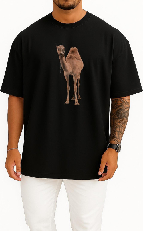 Oversize Dromedary Bactrian Deve, Deve Göğüs Tasarımlı Unisex T-Shirt