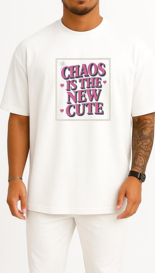 Oversize Chaos Is The New Cute Göğüs Tasarımlı Unisex T-Shirt