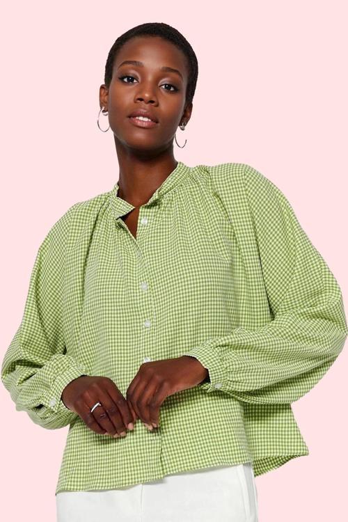 Kadın Kareli Desenli Oversize Gömlek Hakim Yaka Rahat Günlük Stil Yaz Aylarının Vazgeçilmezi