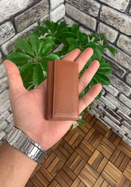 Açık Taba Hakiki Deri Anahtarlık P404