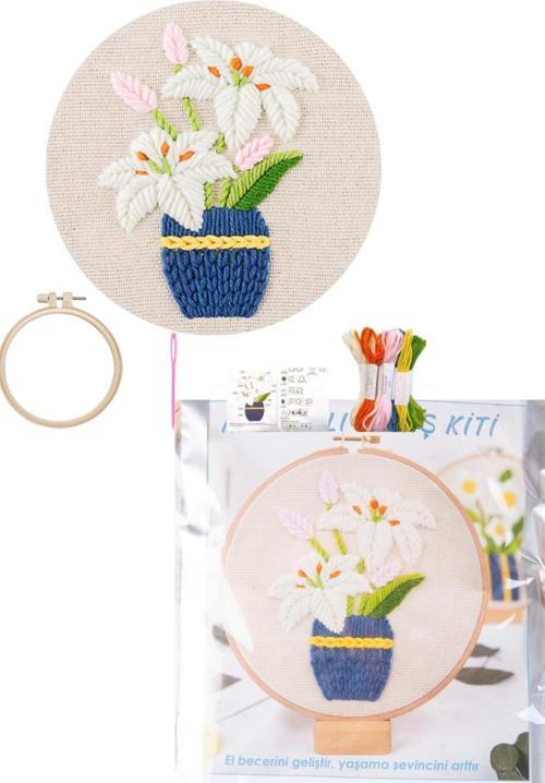 Nakış Kitleri Kasnaklı 13.5 X 18.8 cm Zambak