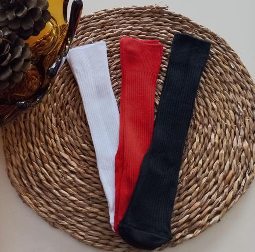 Kız Bebek Beyaz Kırmızı Siyah 3lü Düz Dizaltı Çorap