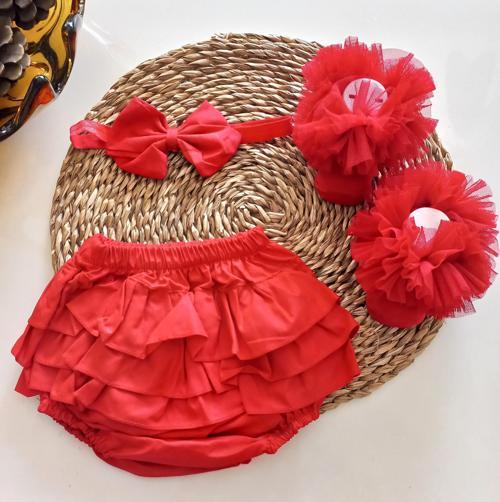 Kız Bebek Özel Gün Kırmızı Fırfırşort Etek Tütü Kokoş Kıvrık Çorap Set