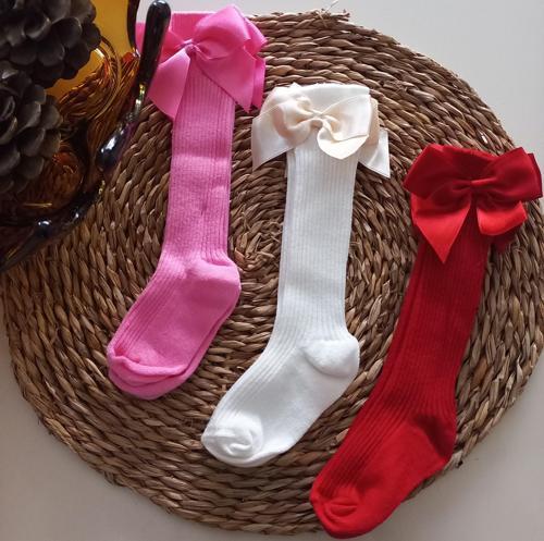 Kız Bebek Pembe Kırmızı Ekru 3lü Fiyonklu Dizaltı Çorap