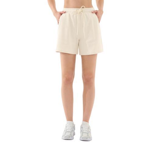 685062-87 Puma Her High-Waist Shorts Kadın Şort Ve Kapri Krem