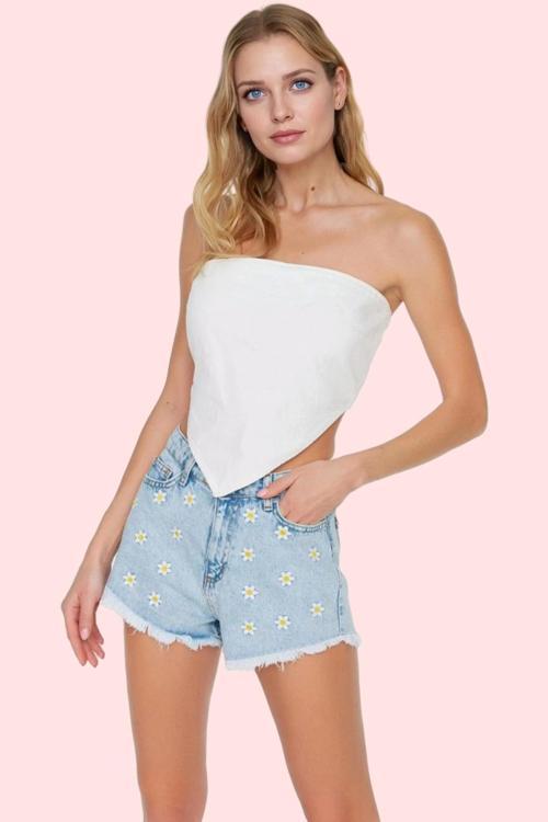 Kadın Nakışlı Denim Şort Yazlık Plaj Modası Yaz Aylarının Vazgeçilmezi Stilin Buluştuğu Yer
