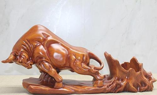 Büro Ev Ofis Hediyesi için Polyester Yapım Boğa Figürü Şaraplık