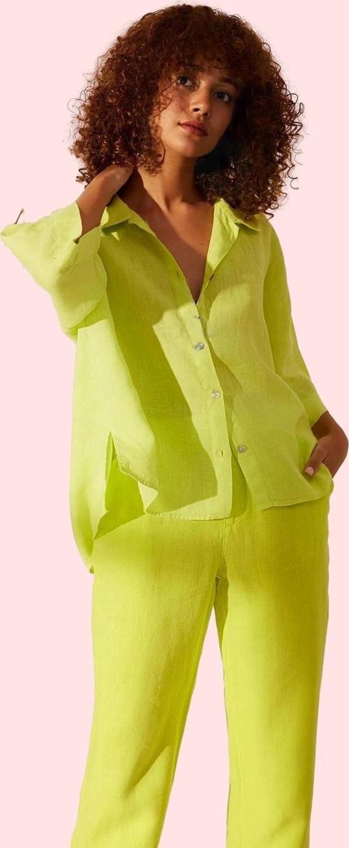 Kadın Keten Gömlek; Günlük ve Şık Kombinler İçin Modern Tasarım Yaz Aylarının Vazgeçilmezi