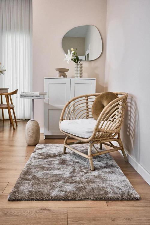 Vizon Peluş Dokulu Kaydırmaz Dekoratif Halı