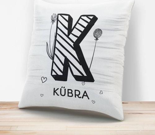 Özel Tasarım İsim Yazılı Yastık Kılıfı - K