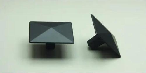 Piramit Dügme Mat Siyah (2 Adet)