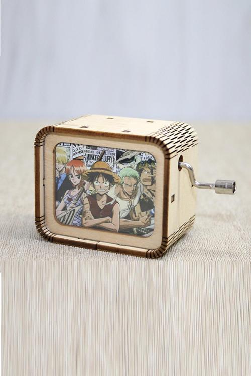 Büro Ev Ofis Hediyesi için One Piece Stil Müzik Kutusu