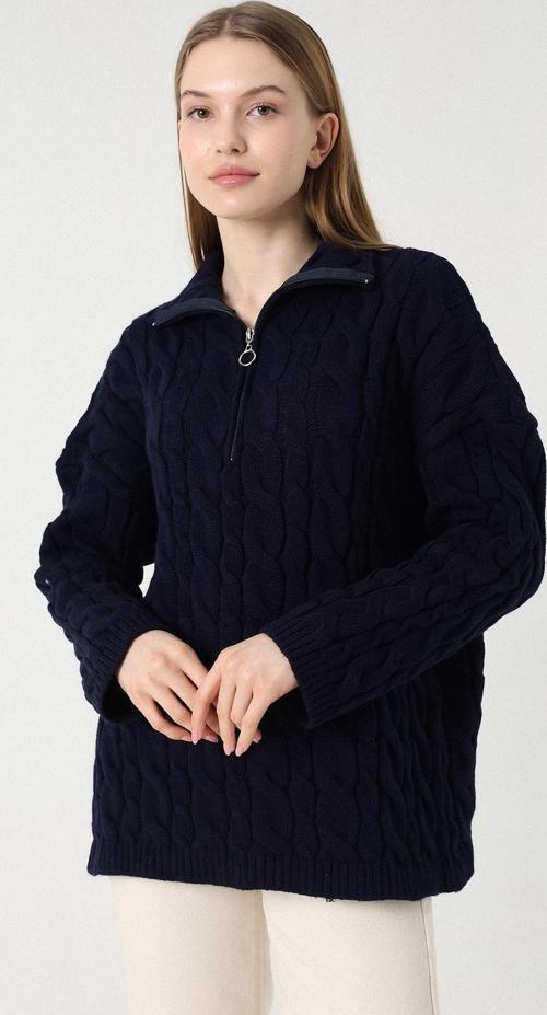 Saç Örgü Desenli Fermuarlı Kadın Kazak