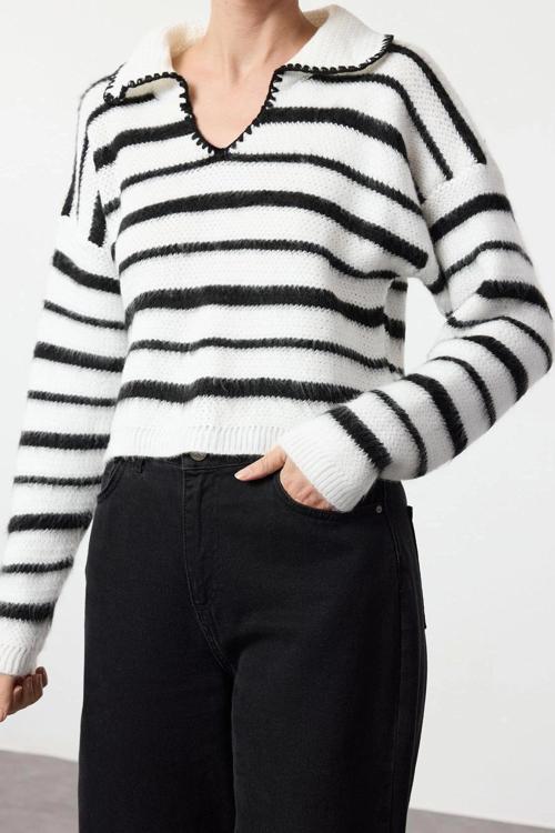 Stil Modern Kadın Regular Düşük Kol Polo Yaka Çizgili Triko Kazak