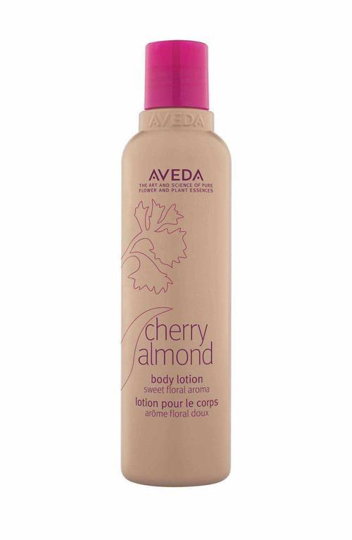 Cherry Almond Yumuşatıcı Vücut Losyonu 200ml 018084005149
