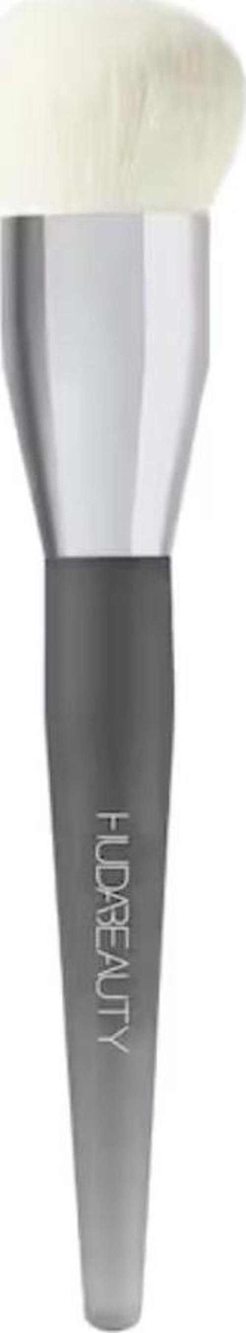 a Beauty Base Brush - Fondöten Fırçası