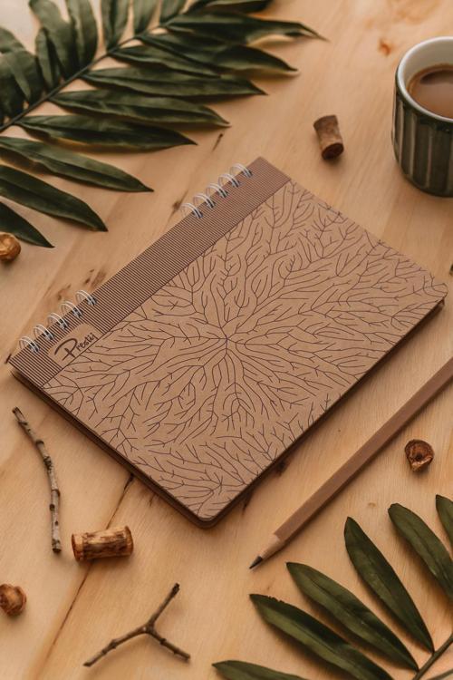 Thunderbolt Kraft Kareli Defter 17x24
