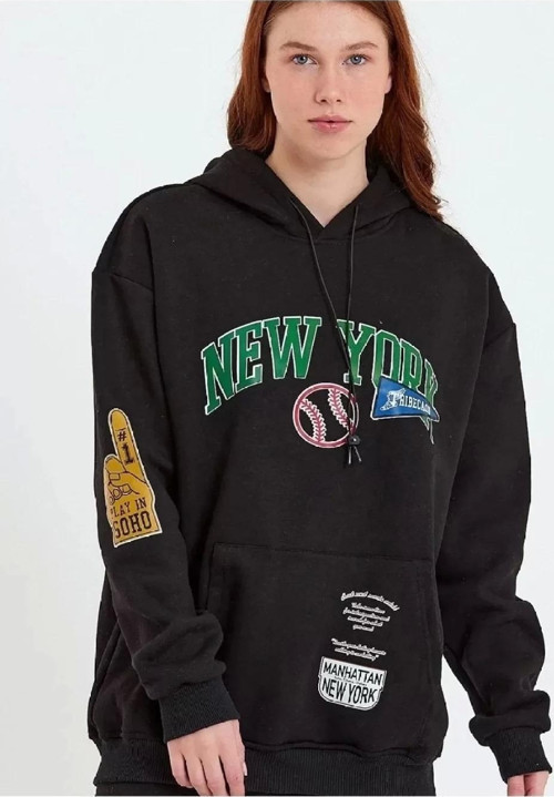 Kadın Baskılı Kapüşonlu Sweatshirt - Siyah