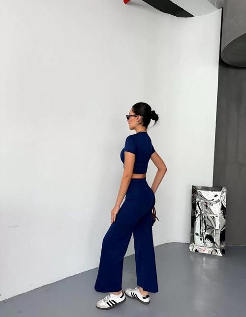 Osy Modal Yumuşak Dokulu Kumaş Kısa Kollu Crop Alt ispanyol Paça Pantalon ikili Takım - Lacivert