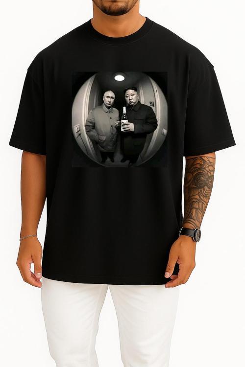 Oversize Putin Ve Kim Jong Un Göğüs Tasarımlı Unisex T-Shirt