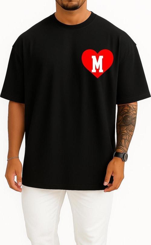 Oversize Kalp İçinde M Harfi Cep Tasarımlı Unisex T-Shirt