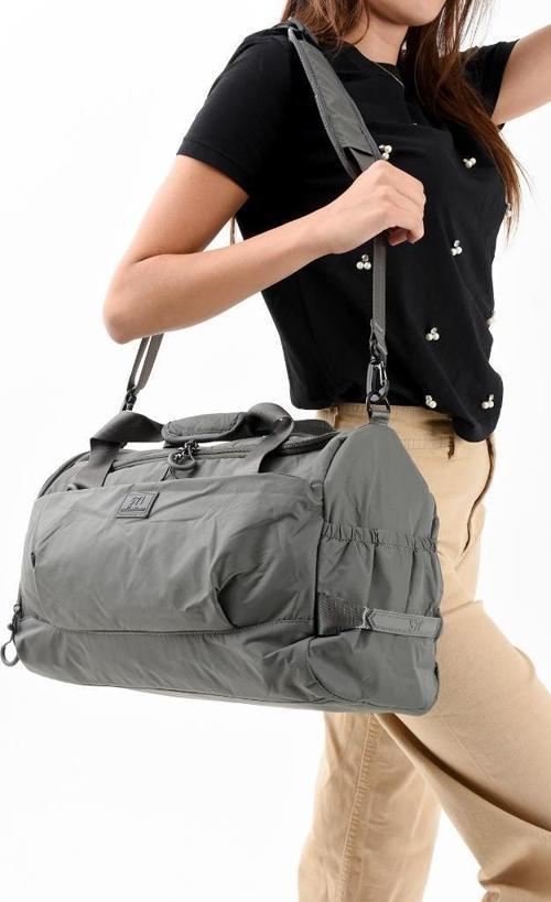 Unisex Kabin Boy Çapraz Askılı Omuz Çantası Seyehat Spor Çantası Hafif Paraşüt Kumaş 44*29 Cm