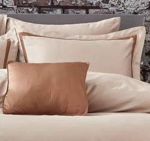 NAZİK SATEN NEVRESİM TAKIMI ÇİFT KİŞİLİK CARİSMA VİZON KAHVE