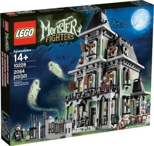 10228 Monster Fighters Haunted House