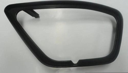 2002-2005 Ford Focus Sdhb Sis Lamba Kapağı Sol Siyah Sis Delikli (Isam) (Adet) (Oem No:1208011)