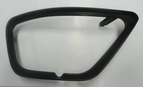 2002-2005 Ford Focus Sdhb Sis Lamba Kapağı Sağ Siyah Sis Delikli (Isam) (Adet) (Oem No:1208010)