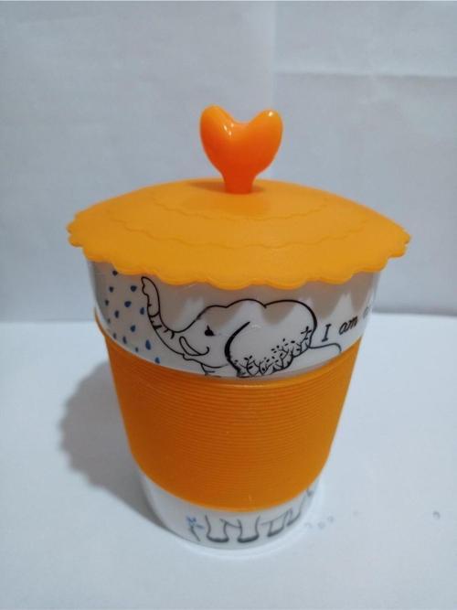Porselen Silikon Kapaklı Kupa Turuncu