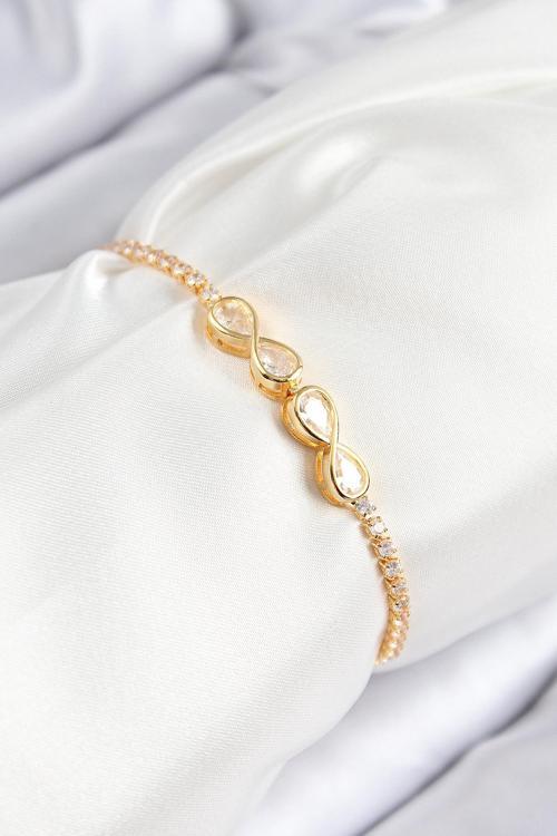 Pirinç Zirkon Taşlı Sonsuzluk Model Gold Renk Asansörlü Kadın Bileklik - EBJ250816W37428
