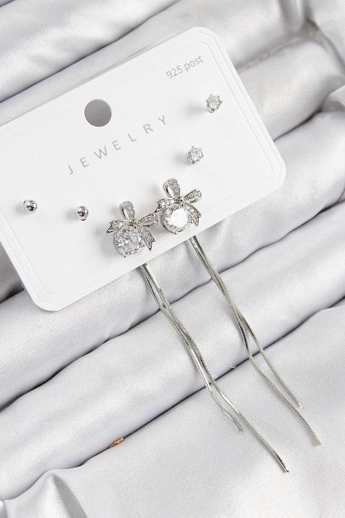 Pirinç Zirkon Taşlı Sallantılı Fiyonk Model Gümüş Renk 925 Ayar Gümüş Çivi Kadın Küpe Set - EBJ250816W37383