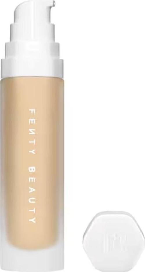 Soft' Lit Naturally Luminous Foundation 130 - Fondöten
