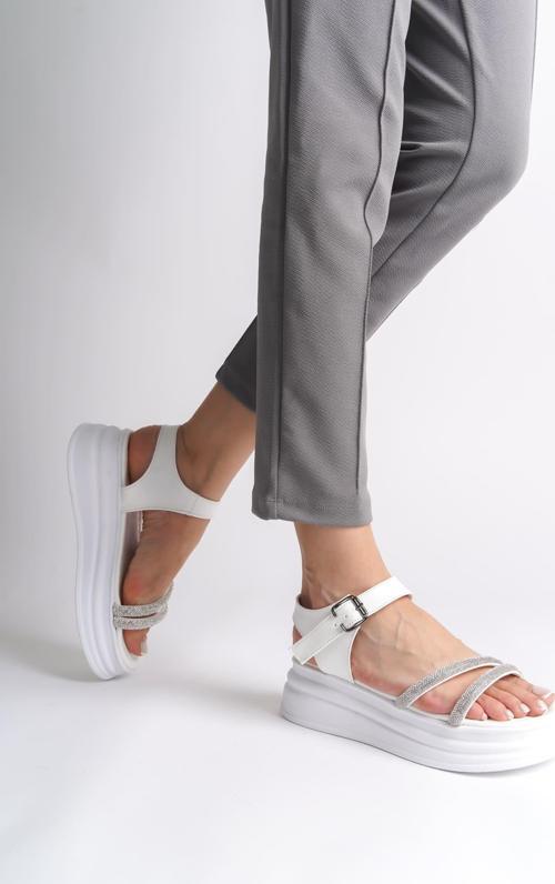 ZLOHE Kalın Tokalı Taşlı Şeritli Ortopedik Taban Kadın Sandalet CBT - Beyaz