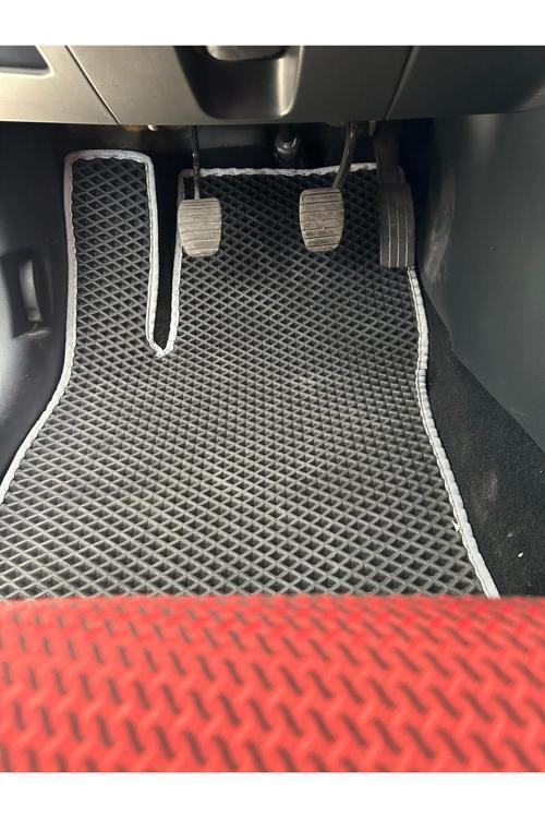 Renault Clio 4 2011-2021 Model Uyumlu Araçlara Özel Eva Paspas Takimi