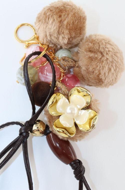 Çoklu anahtarlık çanta süsü charm. Araba ayna süsü. Anahtarlık peluş top örme ip boncuk çanta charmı